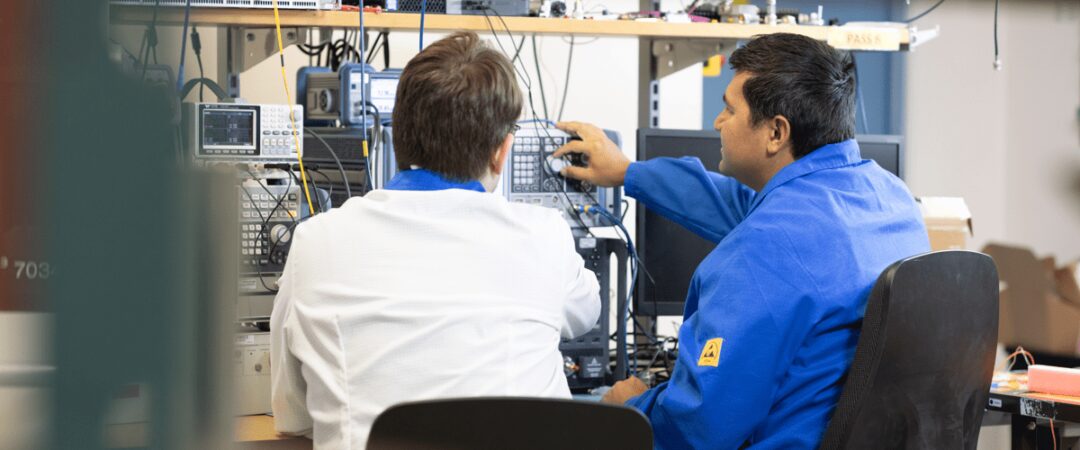 Erfaren Elektronikingenjör – Hero