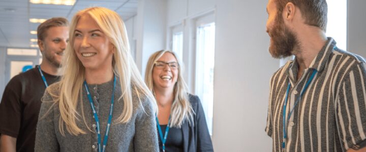 Kod, innovation och teamkänsla hos oss på Syntronic! – Hero