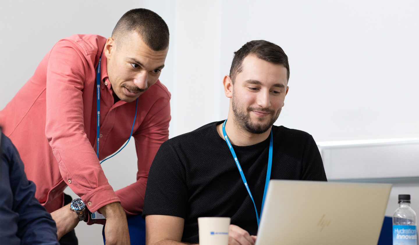 Team meeting_35 hero