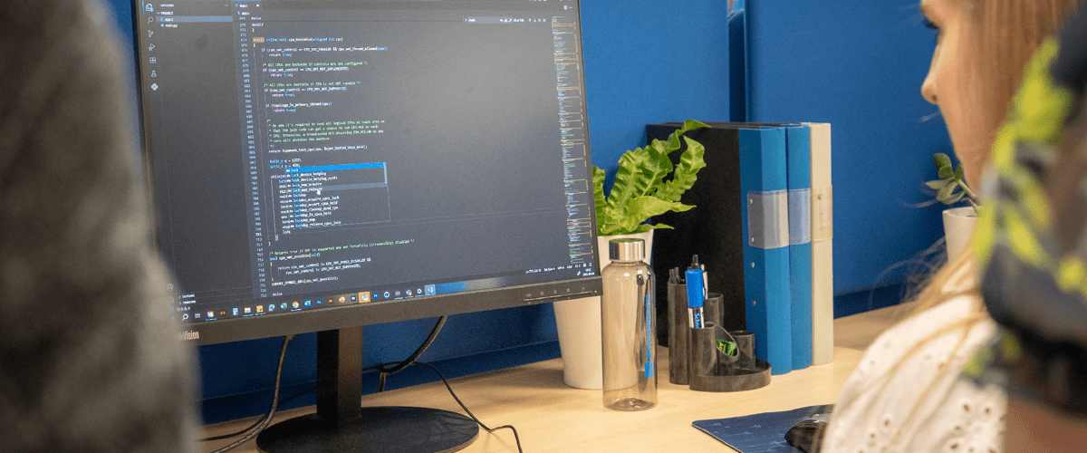 Senior IT-tekniker till Syntronic i Gävle – Hero